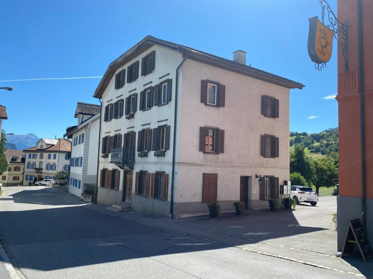 Dachwohnung In Der Mitte Von Laax-Dorf Esterno foto
